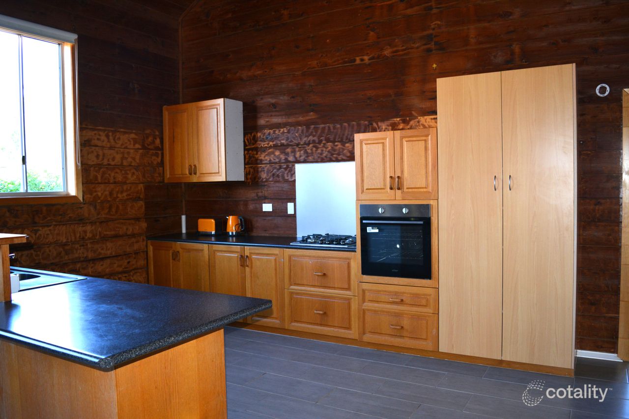 20 Star St, Tambo, QLD 4478