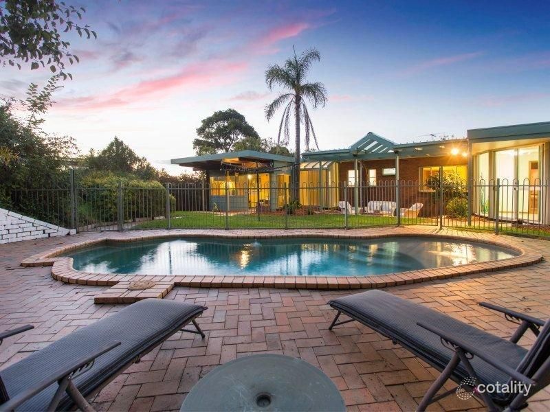 19 Sussex Rd, Frankston South, VIC 3199