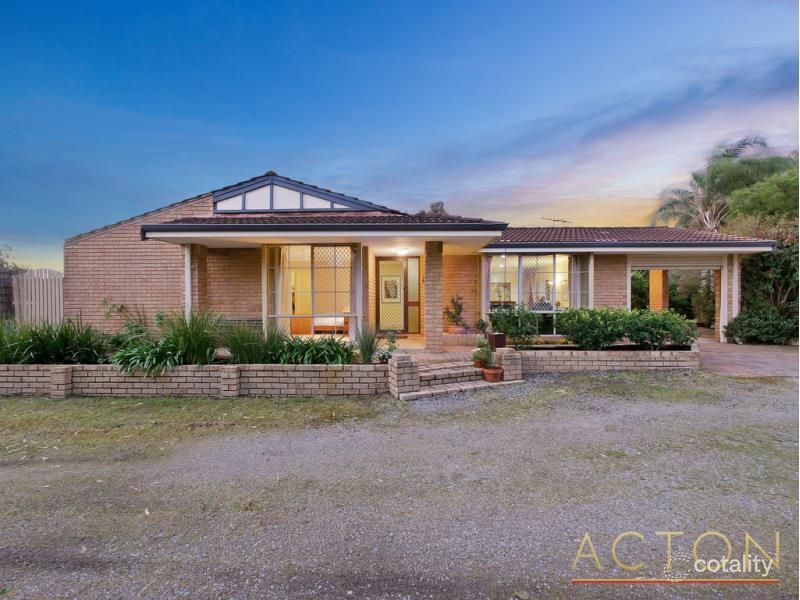 8 Fisher St, Forrestdale, WA 6112