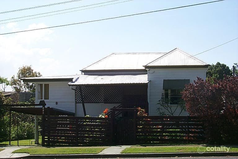 121 Cedar St, Wynnum, QLD 4178