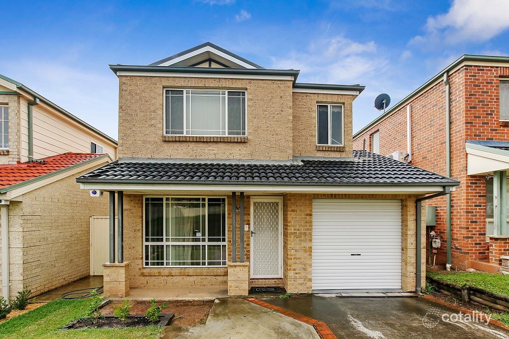 8 Plukavec Cct, Prestons, NSW 2170