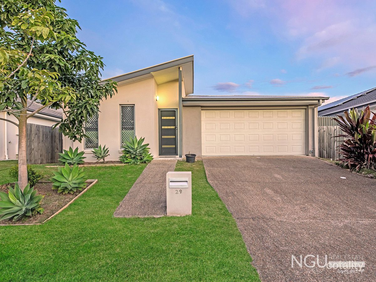 29 Meadows Cct, Bellbird Park, QLD 4300