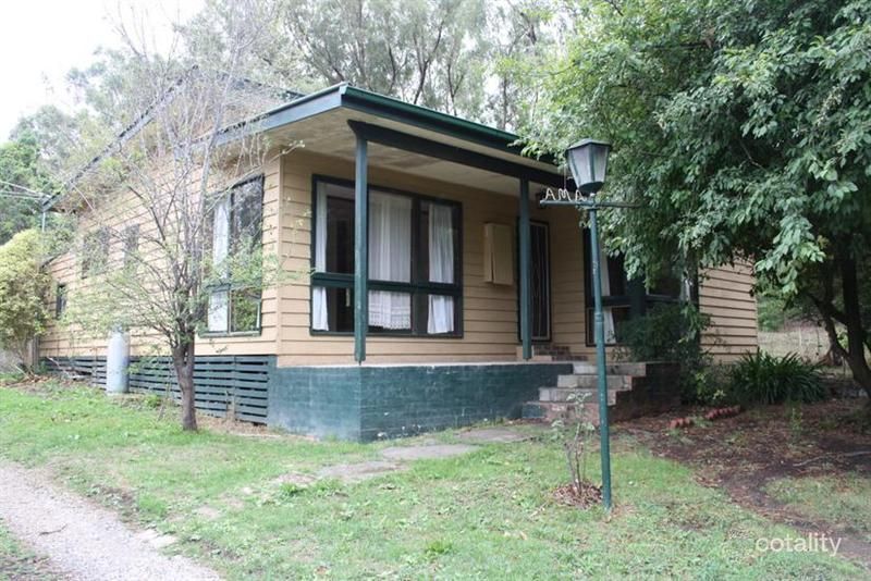 17 Centre Gr, Healesville, VIC 3777