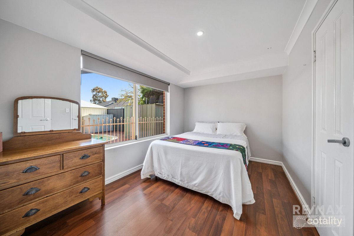 27 Whyalla Ch, Tapping, WA 6065