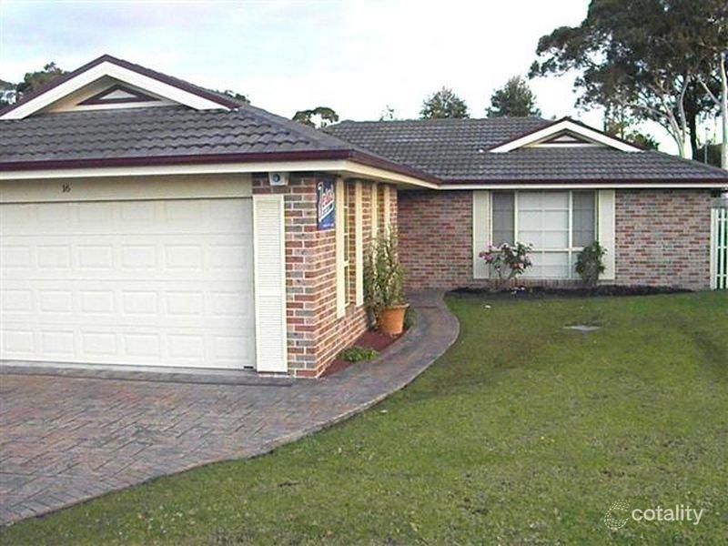 16 Maxwell Cres, Sanctuary Point, NSW 2540