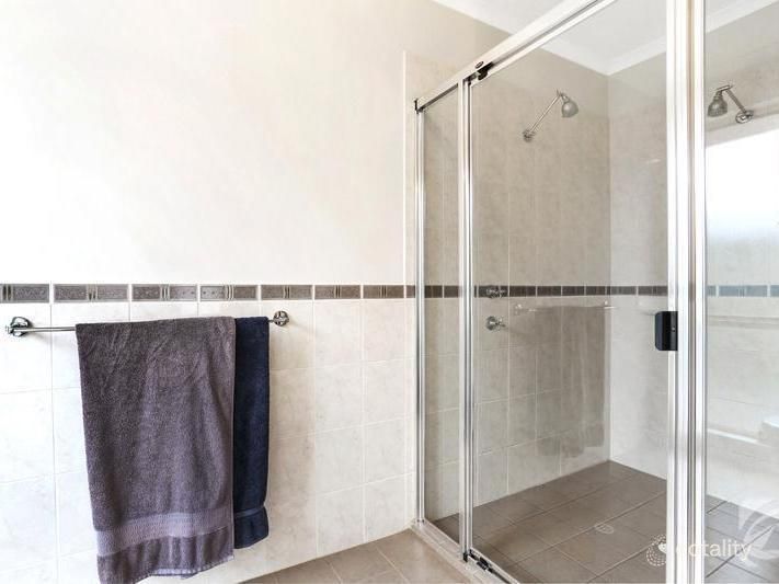 8 Aquamarine Ave, Aldinga Beach, SA 5173