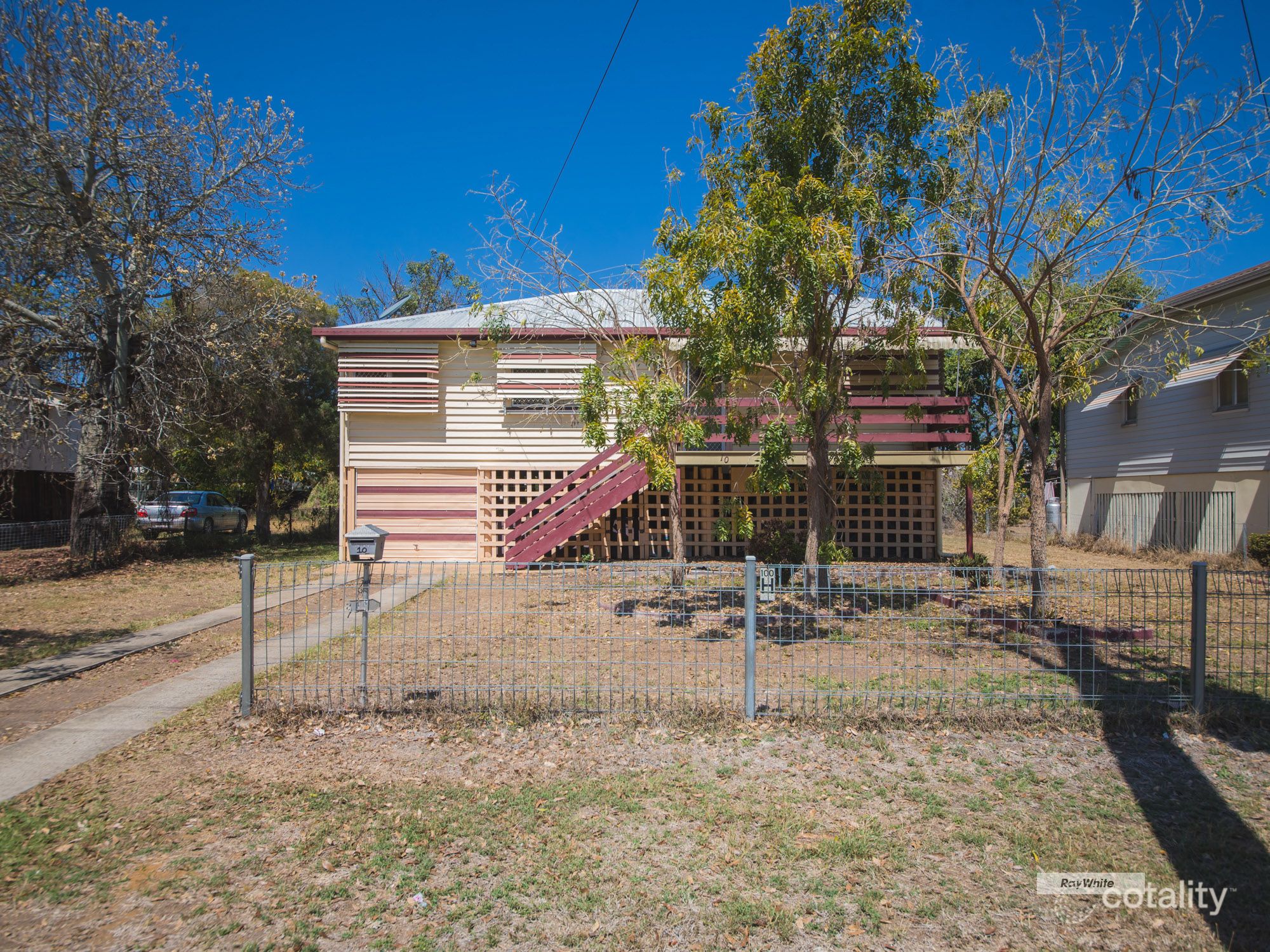 10 Hogan St, Park Avenue, QLD 4701