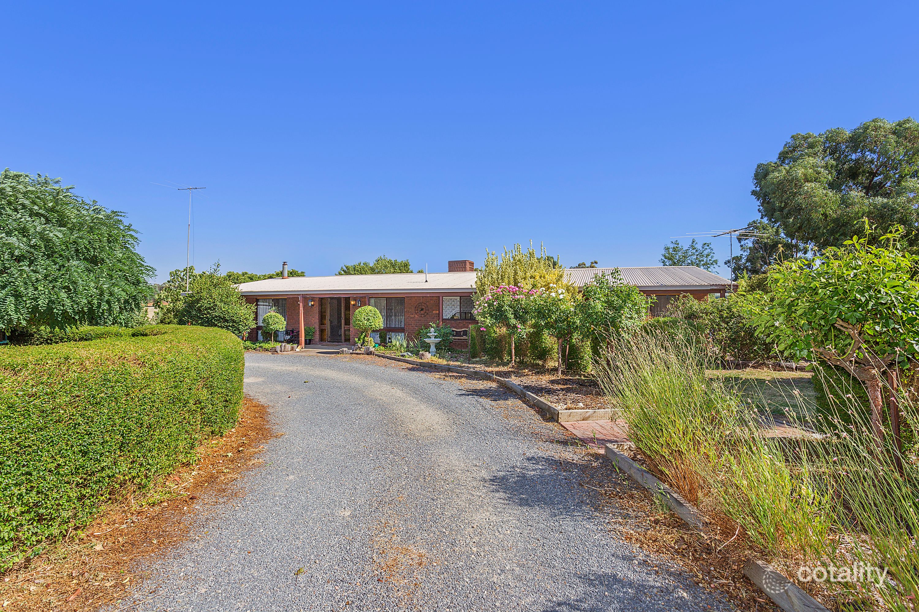 77 Gibson St, Chiltern, VIC 3683