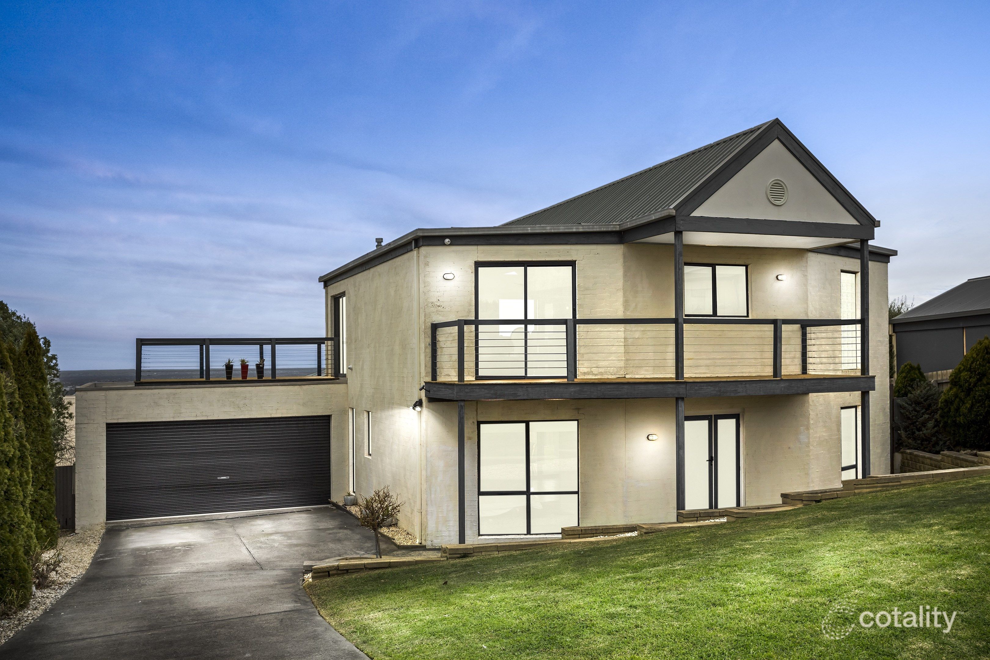 5 Bayview Ct, Highton, VIC 3216