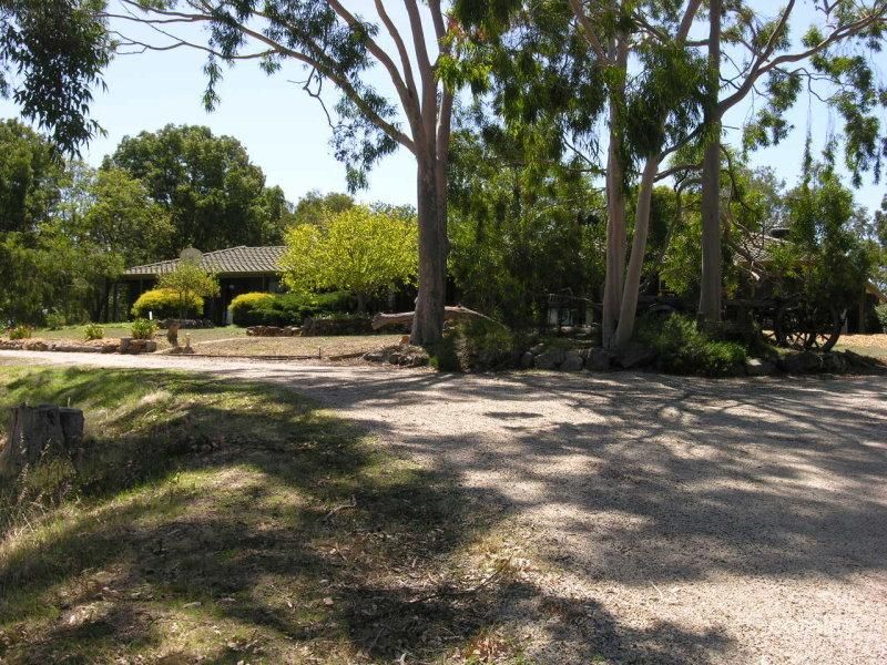 34 Millington Rd, Williamstown, SA 5351