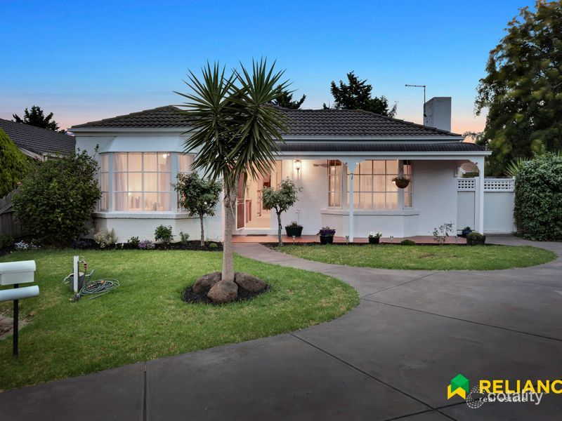 7 Amy Cl, Hoppers Crossing, VIC 3029