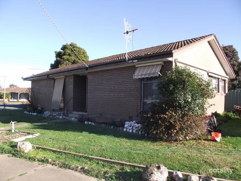 5 Yorkshire Cres, Shepparton, VIC 3630