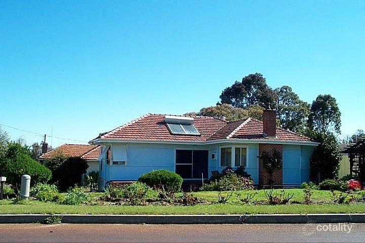 7 View St, Collie, WA 6225