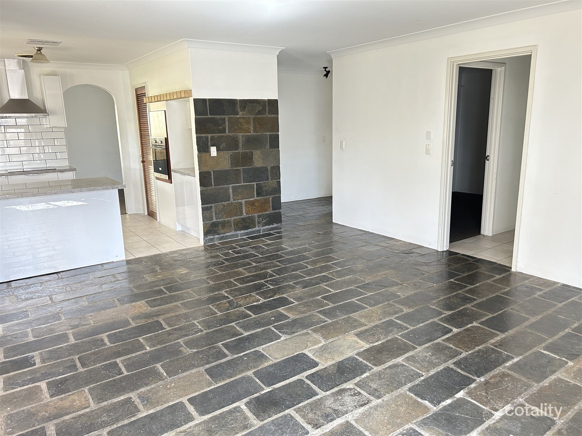 7 Crawford St, Mandurah, WA 6210