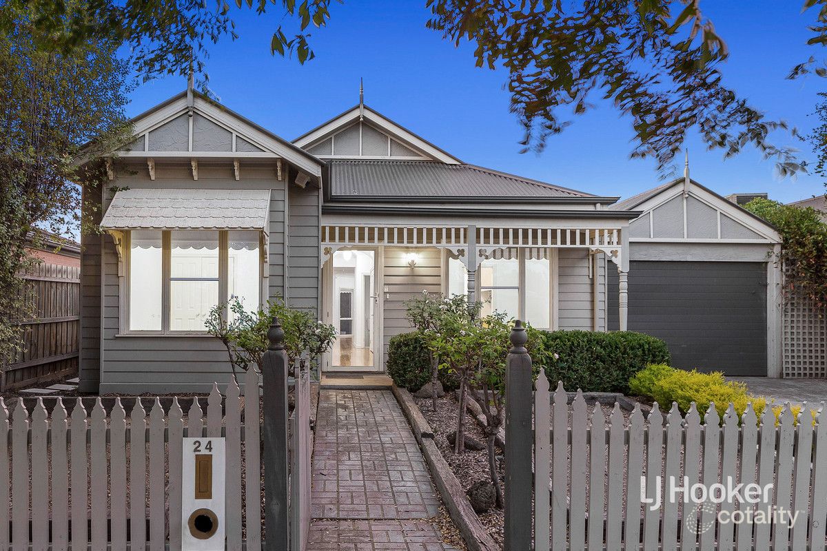 24 Neptune Dr, Point Cook, VIC 3030
