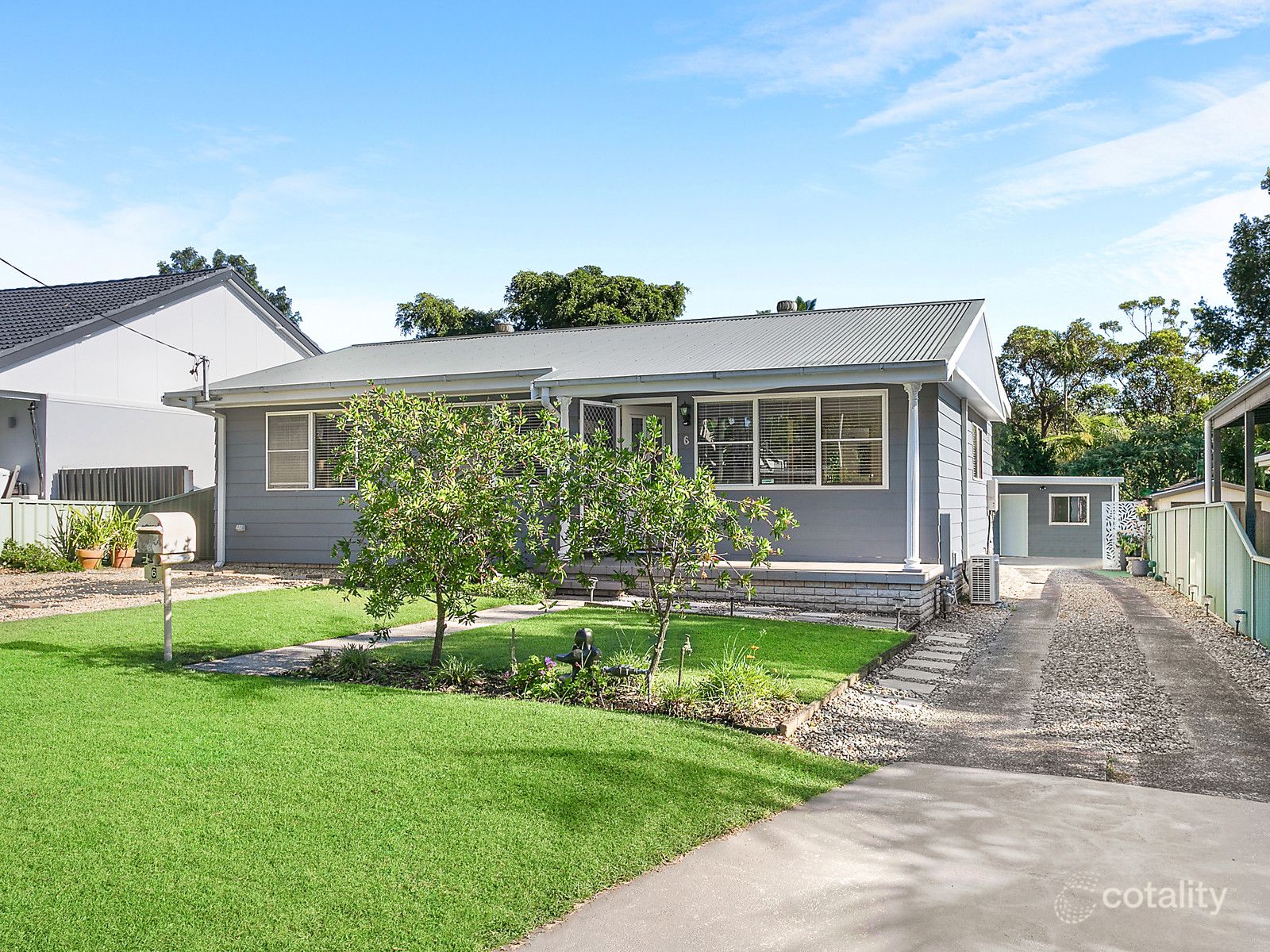 6 Kareelah Ave, Berkeley Vale, NSW 2261