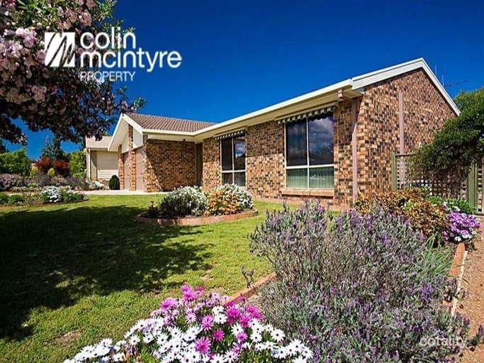 5 Hingston Cl, Bonython, ACT 2905