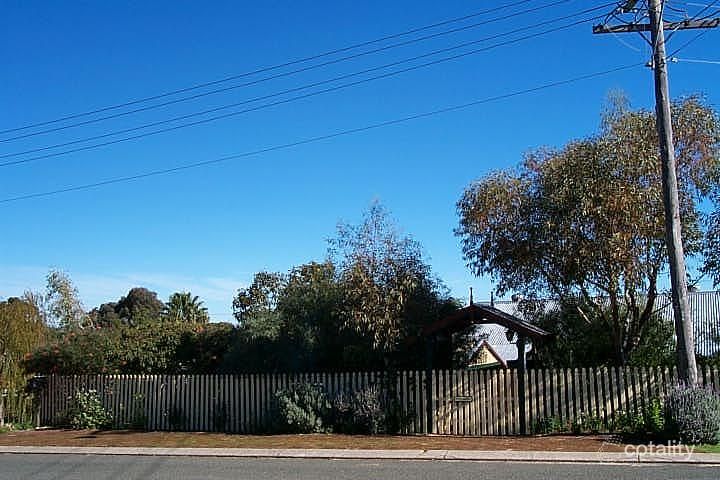 6 Harcourt Pl, Bellevue, WA 6056