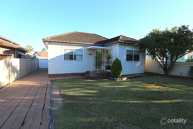 13 Mitcham Rd, Bankstown, NSW 2200