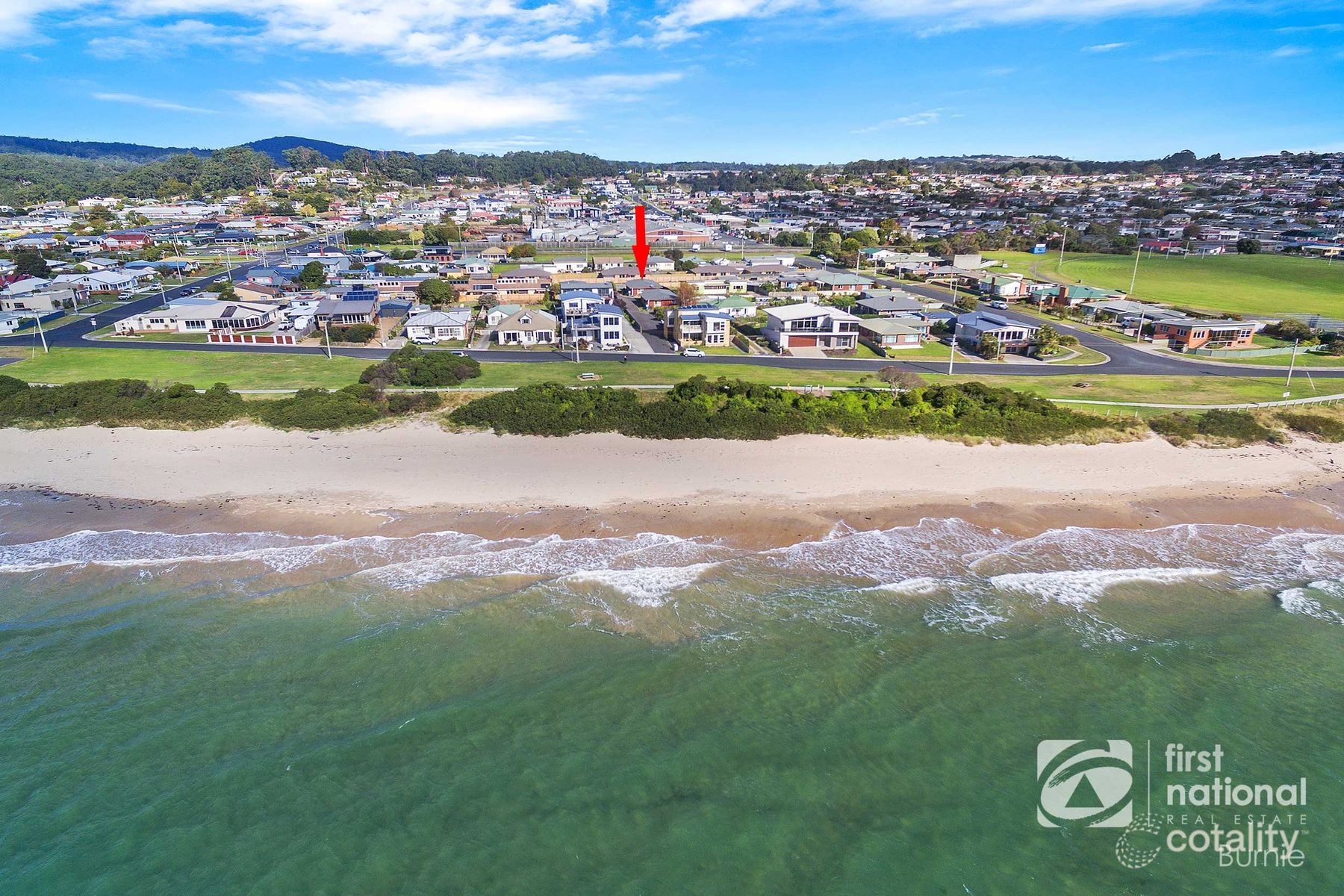 2/12a Somerset Esplanade, Somerset, TAS 7322