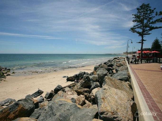 22 Broadway, Glenelg South, SA 5045