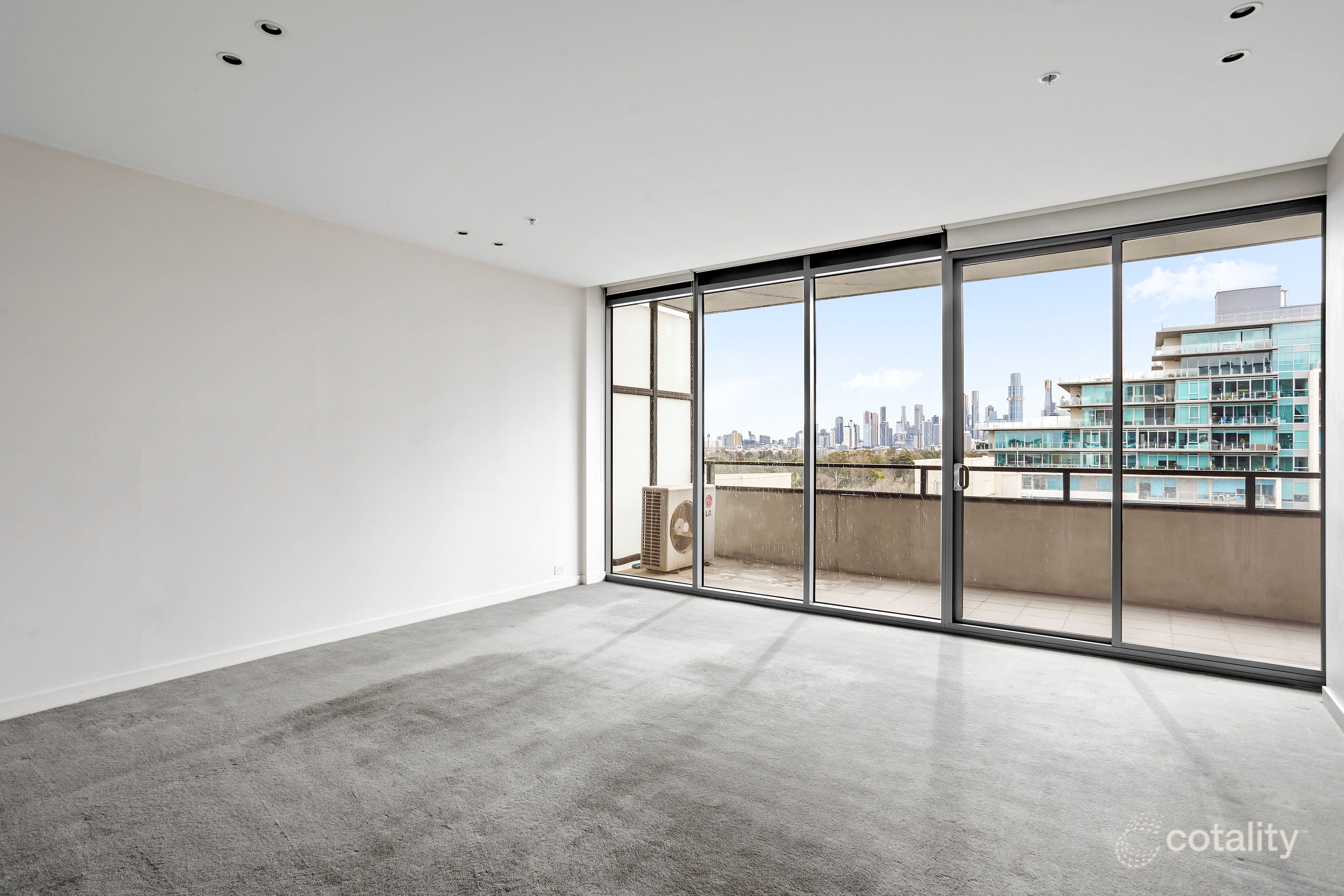 802/55 Queens Rd, Melbourne, VIC 3004