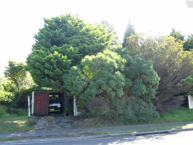 448 Northcliffe Dr, Berkeley, NSW 2506