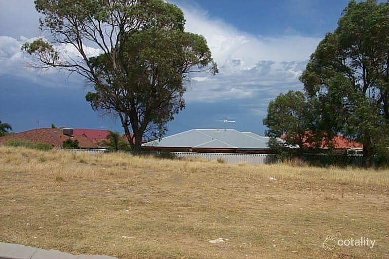 11 Pilling Pl, Beaconsfield, WA 6162