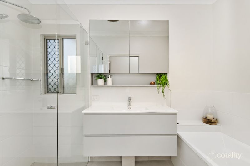 37 Brookfield Tce, Idalia, QLD 4811