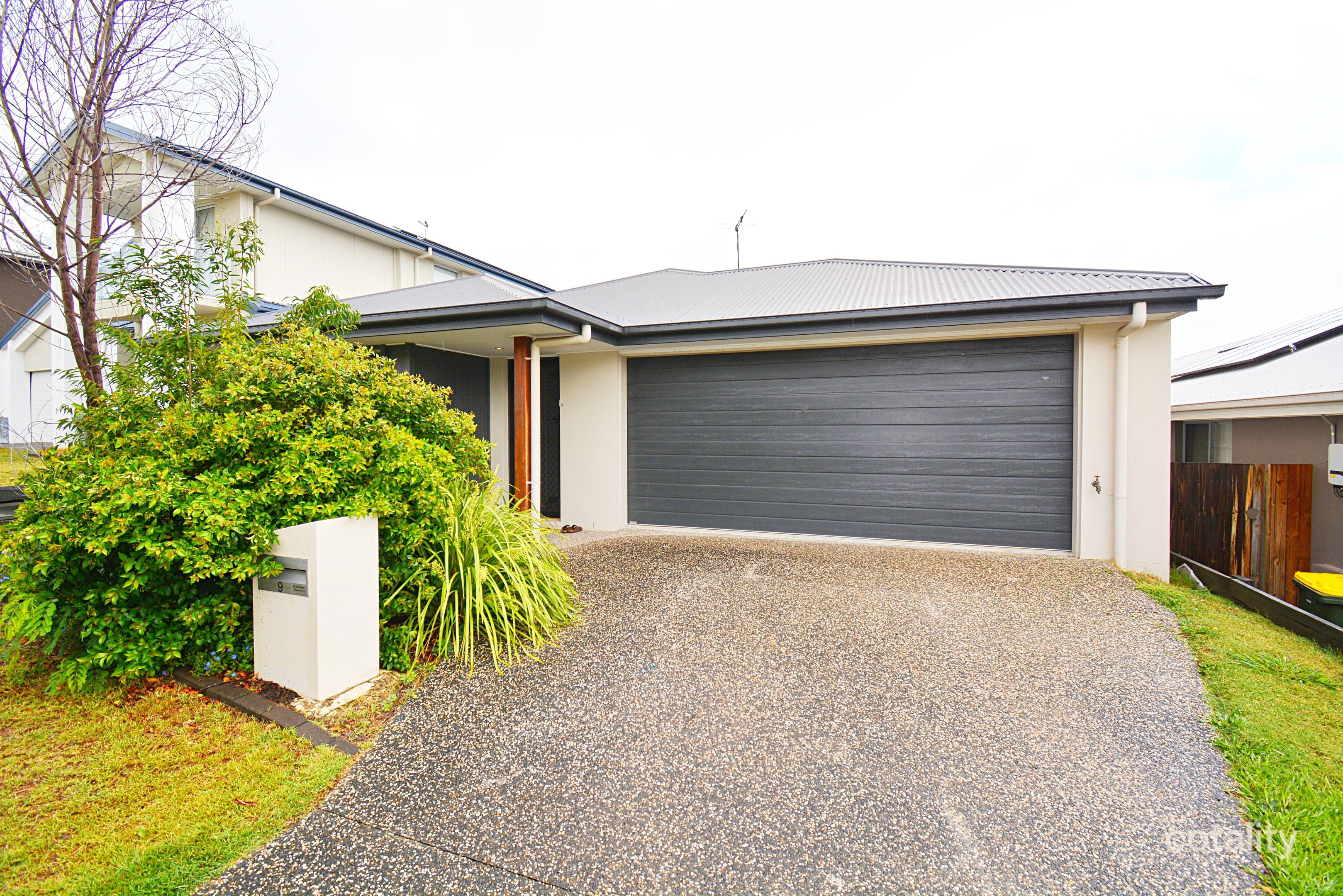 9 Bentley St, Heathwood, QLD 4110