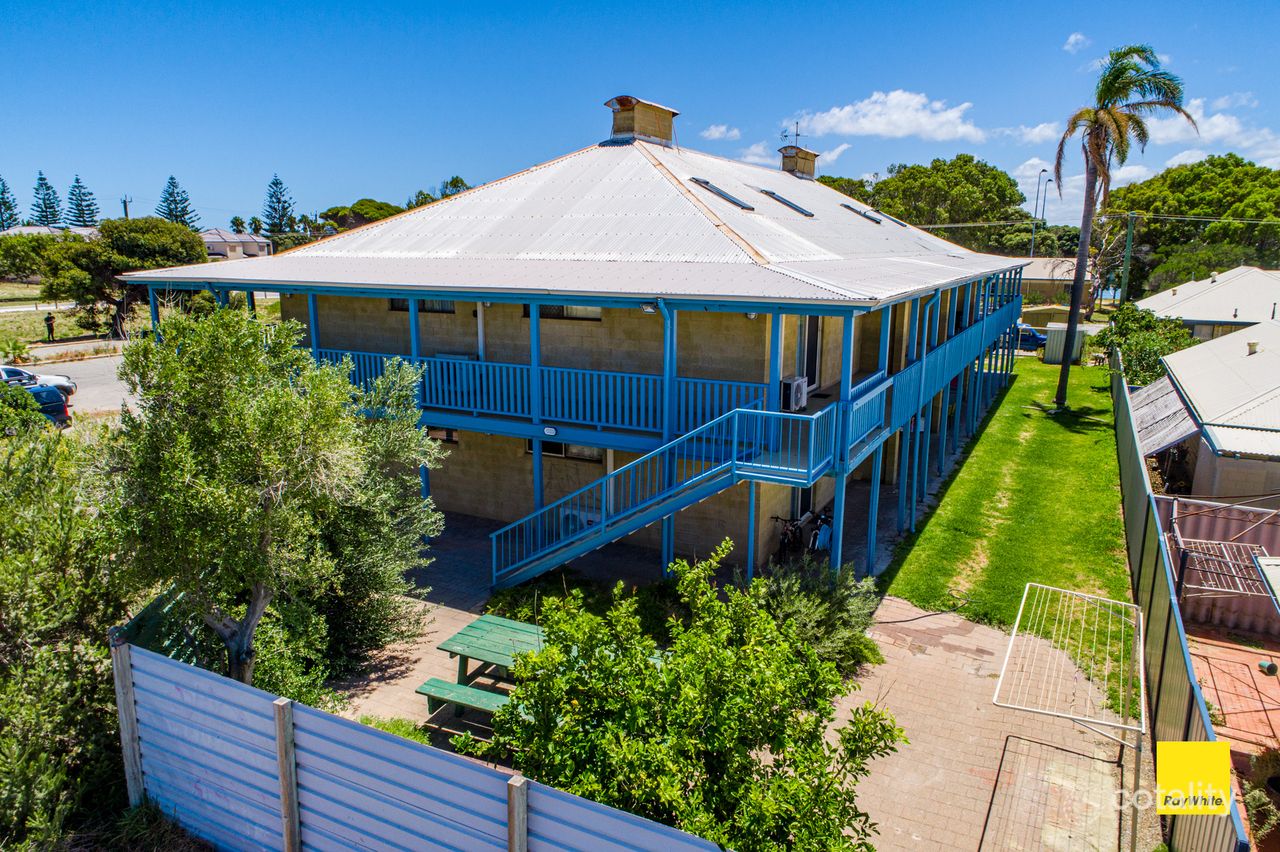 4/6 Cray St, Lancelin, WA 6044