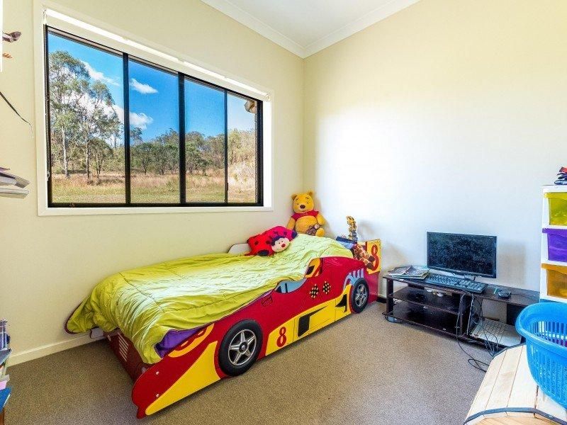 109 Rossmore Rd, Kilkivan, QLD 4600