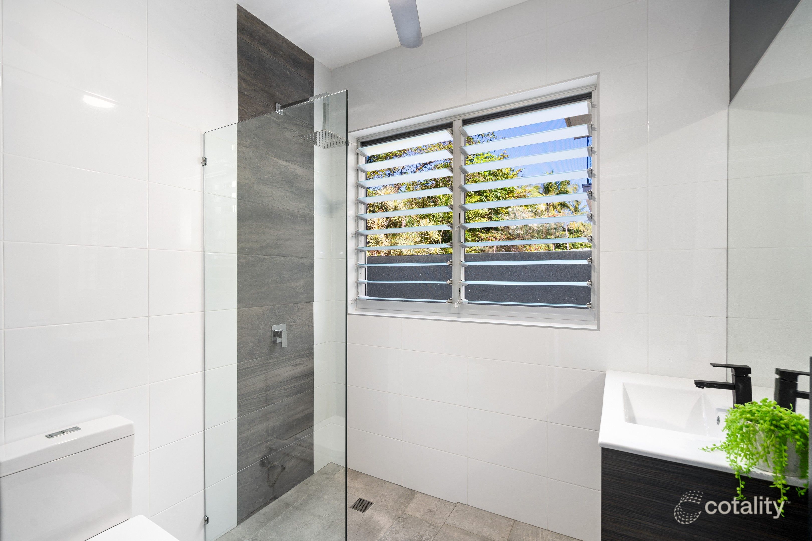 14/109 Upolu Esp, Palm Cove, QLD 4879