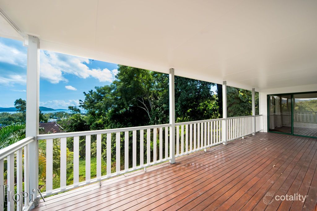 21 Island Dr, Cannonvale, QLD 4802