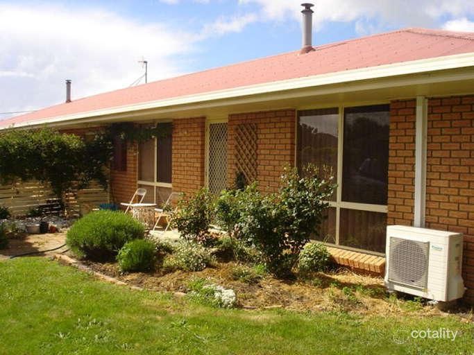 2/26 Laycock St, Longford, TAS 7301