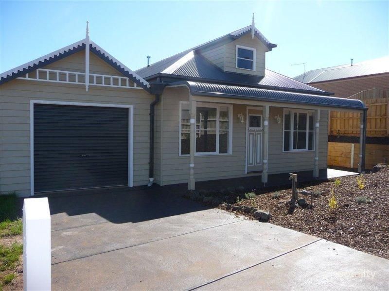 18 Shae Cres, Drouin, VIC 3818
