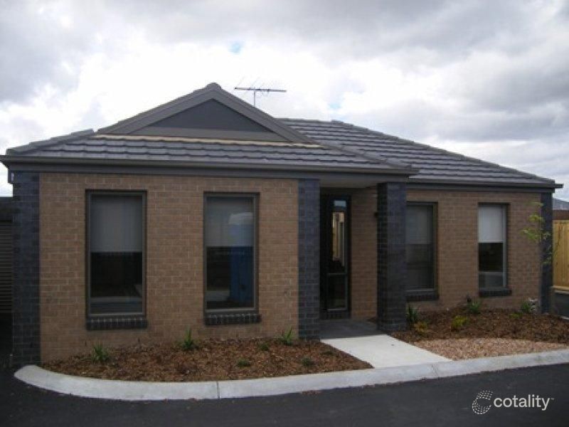 10/3 Campaspe Way, Point Cook, VIC 3030