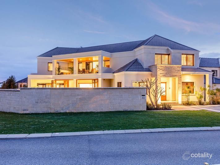 51 St Johns Wood Bvd, Mount Claremont, WA 6010