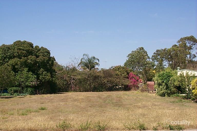 3 Carlton St, Point Vernon, QLD 4655