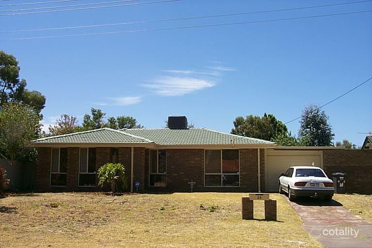 24 Durnsford Way, Camillo, WA 6111