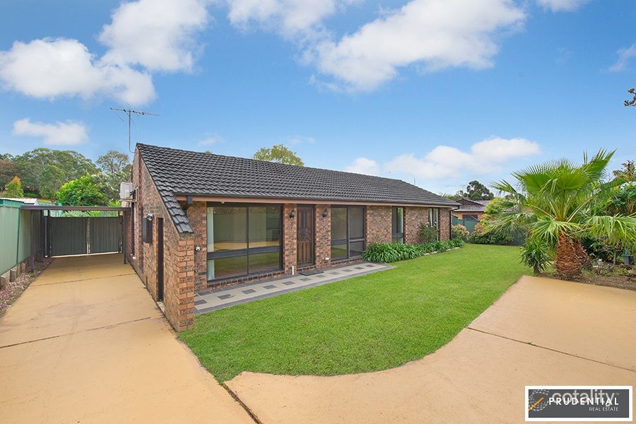 15 Ashton Cl, Eagle Vale, NSW 2558