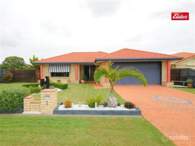 5 Twolyn St, Urangan, QLD 4655