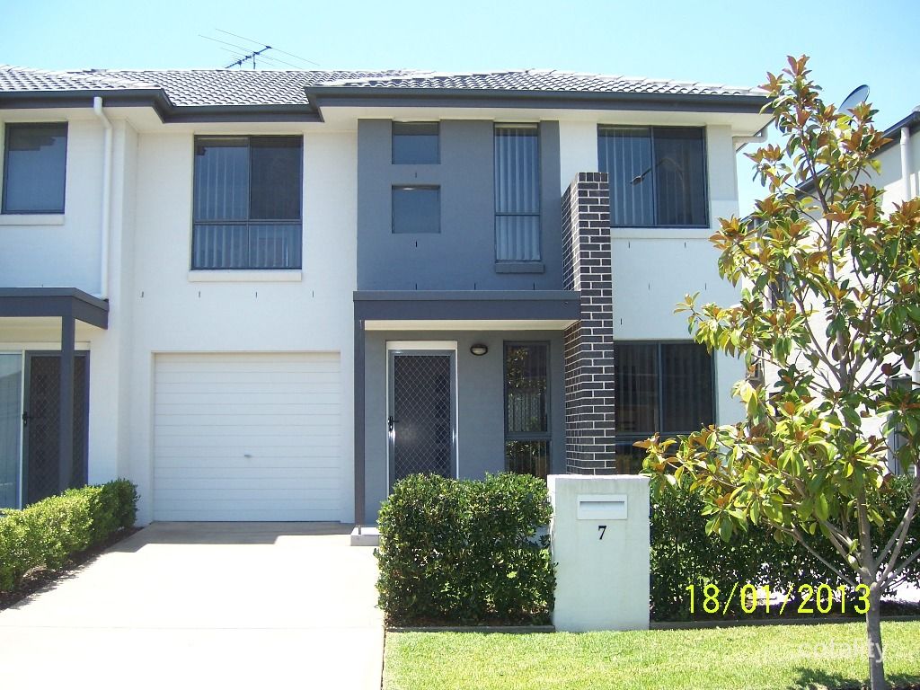 7 Maran St, Spring Farm, NSW 2570