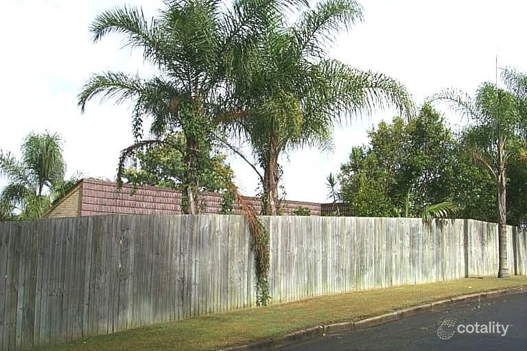 1 Cynthia Cres, Springwood, QLD 4127