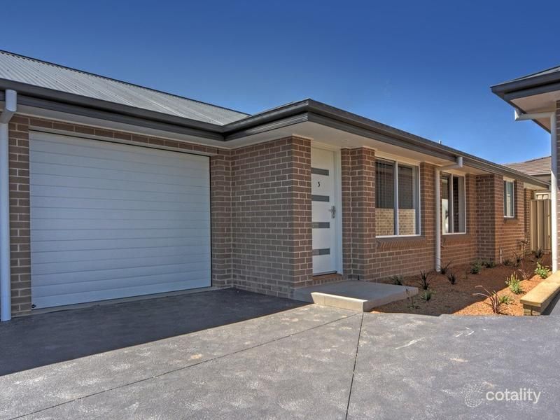 3/2 Elian Cres, South Nowra, NSW 2541