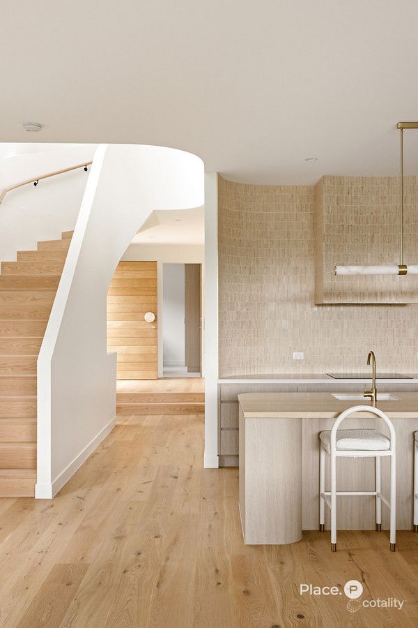 28 Lohe St, Indooroopilly, QLD 4068