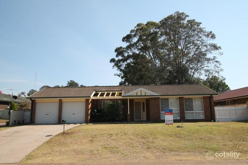 10 Burrowell Cl, Raymond Terrace, NSW 2324