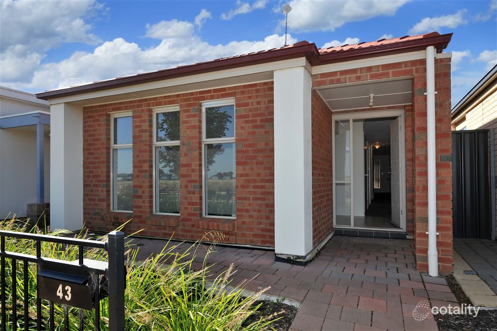 43 West Pkwy, Andrews Farm, SA 5114