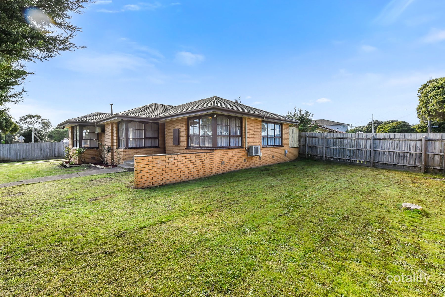 27 Beau Vorno Ave, Keysborough, VIC 3173