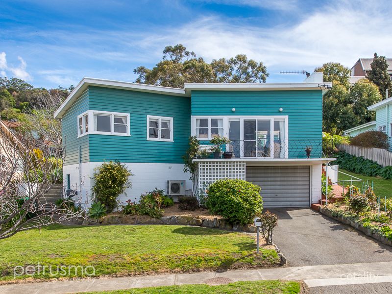 13 Bastick St, Rosny, TAS 7018